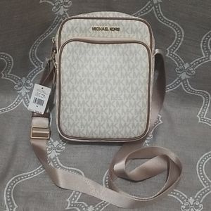 NWT - Michael Kors Jet Set Crossbody Bag